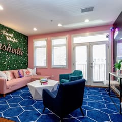 3-Story Nashville Condo | Free Parking | Sleeps 8