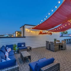 Rooftop Fire Pit + River Views | 4BR | Sleeps 12