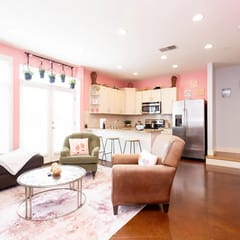 The Nashville Double-Down: 4BR Super-Condo | 6 Queens | 4 Free Parking Spots