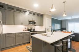 2-Bedroom Penthouse with Rooftop & Free Parking