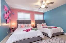 3-Story Nashville Condo | Free Parking | Sleeps 8