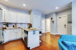 Dreamscape West End | King Beds | Free Garage | Near Music Row