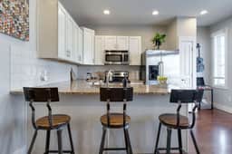 Luxury 2-King Suite Condo | Private Garage | Glam Station | Walk to Music Row