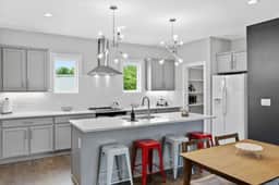 Rhythm & View: 4BR Townhome | Sleeps 10 | Attached 2-Car Garage | 2 Balconies