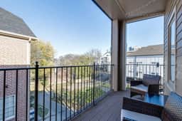 The Nashville Double-Down: 4BR Super-Condo | 6 Queens | 4 Free Parking Spots