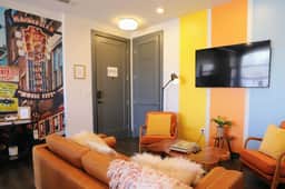 The Muse Nashville Oasis: Modern 2BR | Balcony & Rooftop | Near Broadway