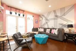 The Nashville Double-Down: 4BR Super-Condo | 6 Queens | 4 Free Parking Spots