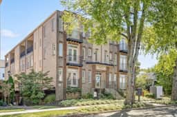 The Nashville Double-Down: 4BR Super-Condo | 6 Queens | 4 Free Parking Spots