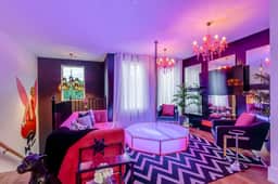 Playmate Lounge - Rooftop Hot Tub Game Room!
