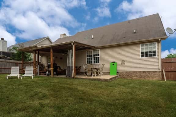 Spacious 3BR Nashville Nest, Covered Patio, 12 Mins to Downtown - Image 1