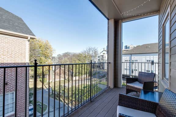 3-Floor Nashville Condo | Free Parking | Sleeps 8
