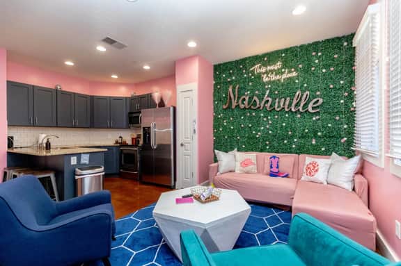 3-Story Nashville Condo | Free Parking | Sleeps 8