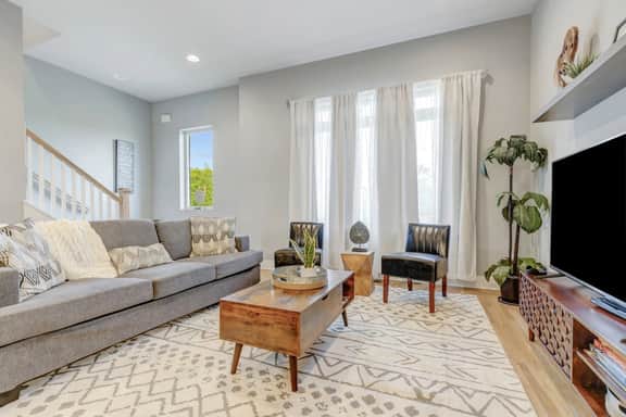 Rooftop Fire Pit + River Views | 4BR | Sleeps 12