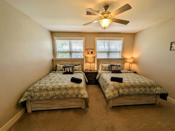 Walk to Vanderbilt: 3-Story Townhome w/ Private Garage - Image 5