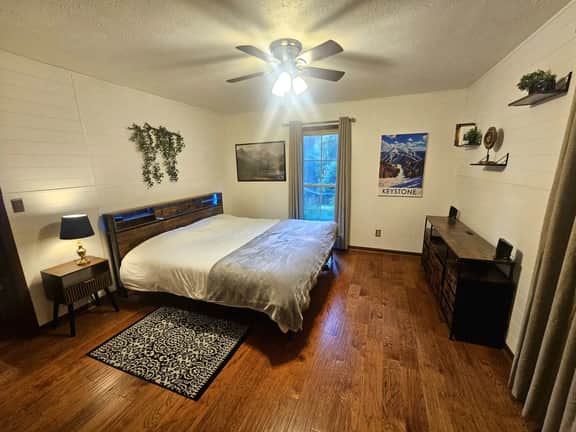 Nashville Woodland Retreat | 15 Mins to Broadway | Acreage + Wood Stove