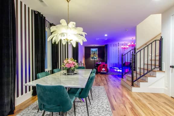 Playmate Lounge - Rooftop Hot Tub Game Room! - Image 5
