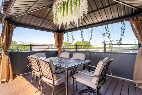 The Avery Penthouse: Two Private Rooftops, City Views, Sleeps 10 - Image 2