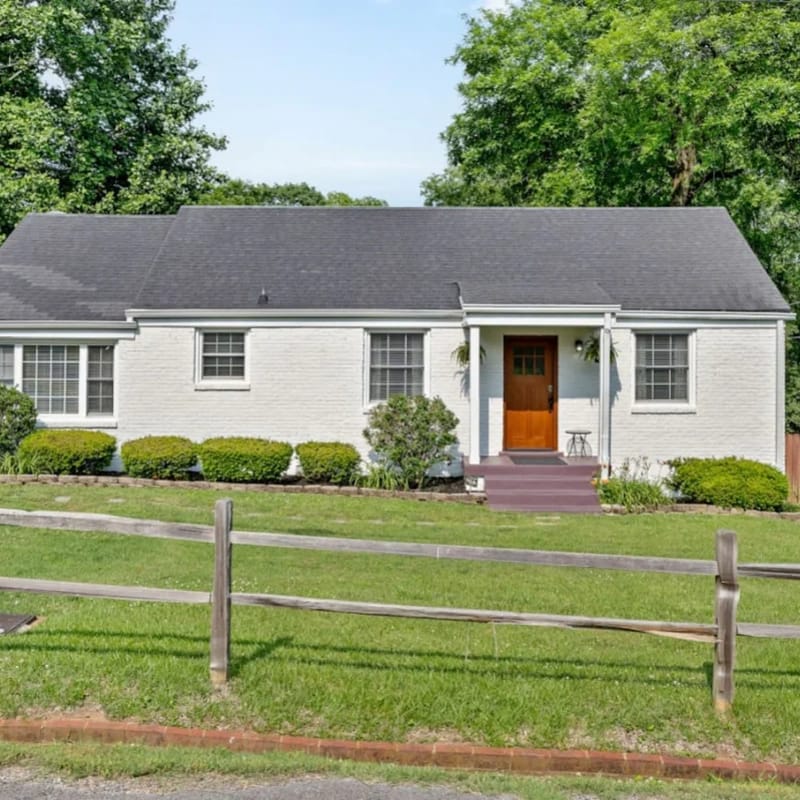 Trendy East Nashville Home | Huge Fenced Yard & Deck | 4 Free Parking Spots